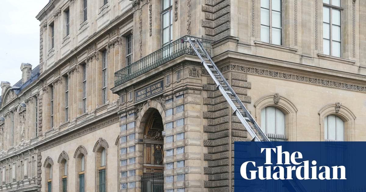 Two more suspects charged over Louvre heist taking total to four | Paris