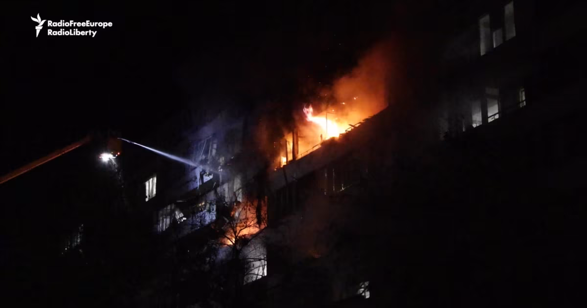 Russia Pounds Kyiv As US Amid More Reported Talks On US Peace Proposal