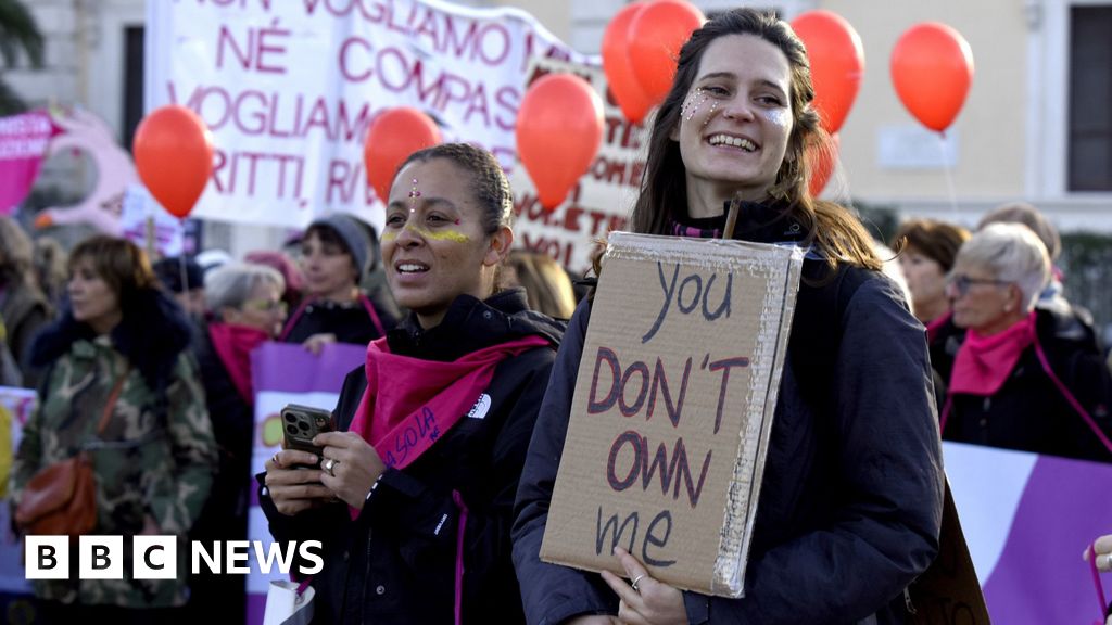 Italian parliament unanimously votes to make femicide a crime