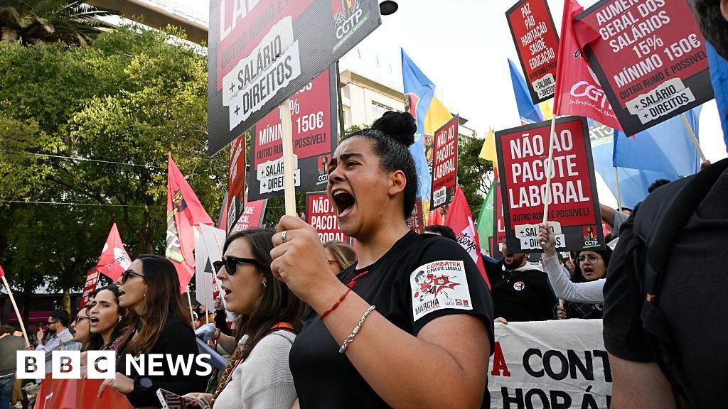 Thousands take to Lisbon streets over Portugal’s proposed labour laws