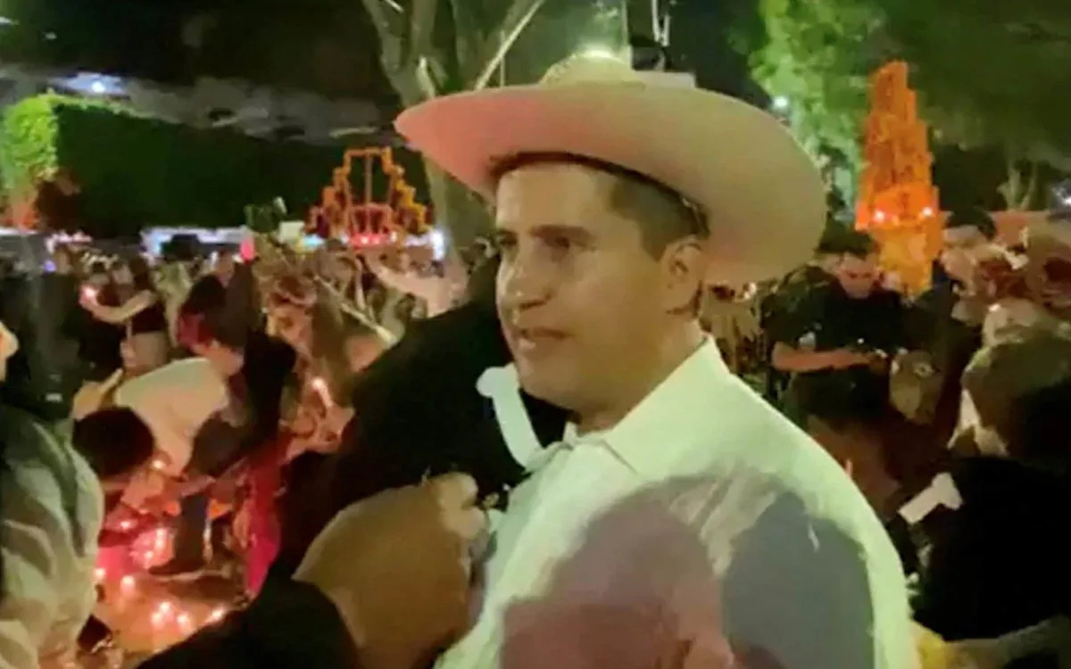 Mexican mayor assassinated during Day of the Dead festival