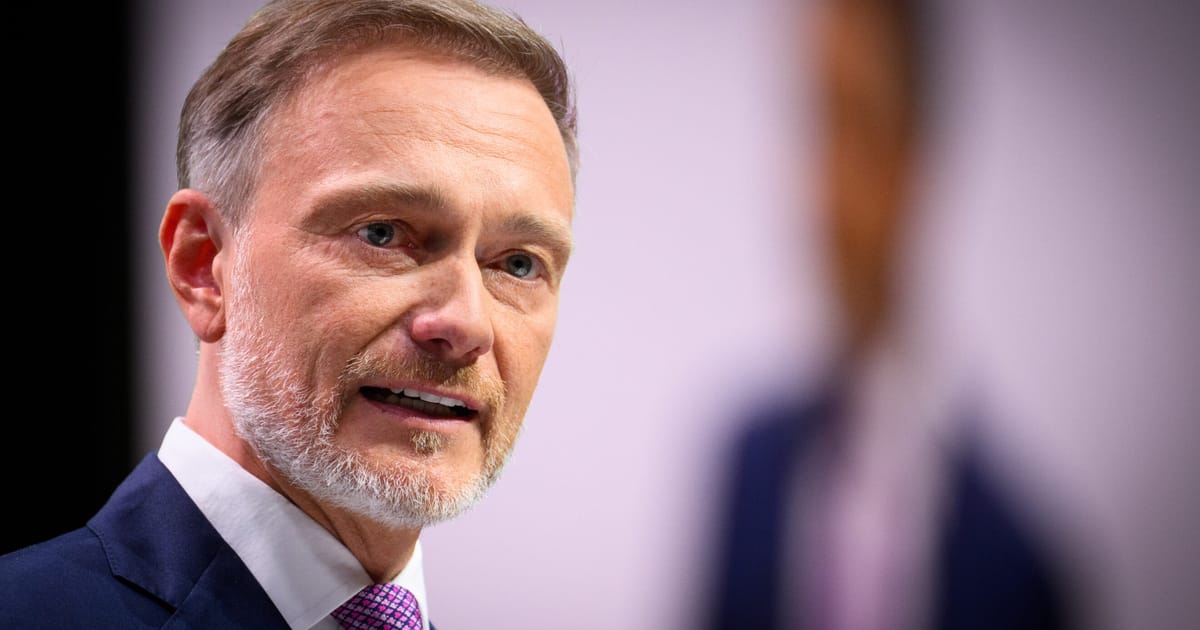 From German finance minister to used car salesman – POLITICO