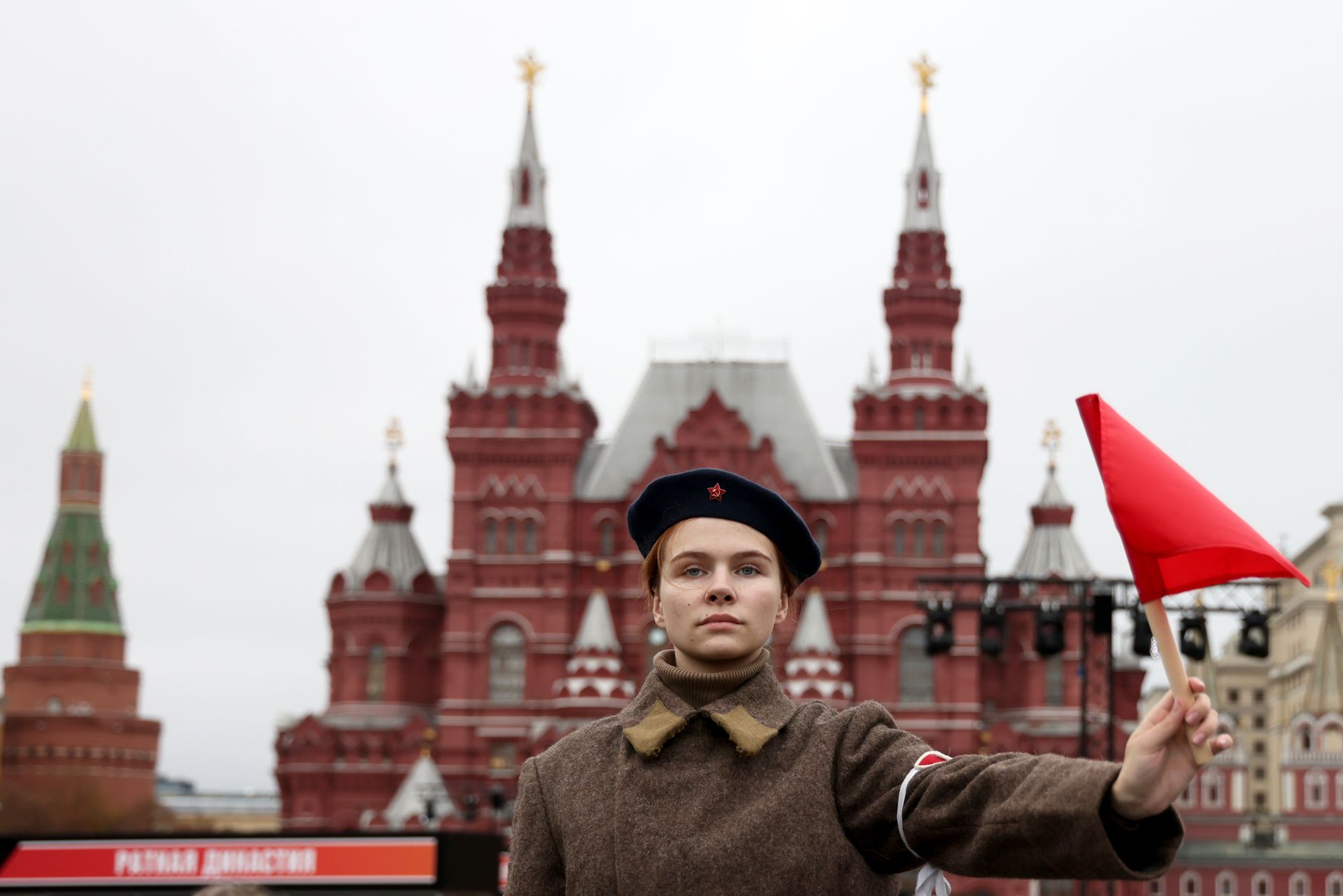 Russia’s air defenses are wide open — there’s just one problem