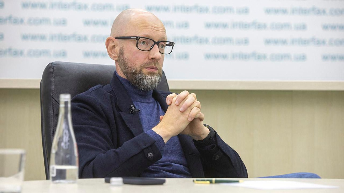 Problem of relations with Hungary is not problem of Ukraine, but of EU and NATO – Yatsenyuk