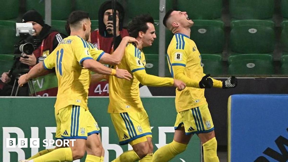 Ukraine 2-0 Iceland: Ukraine strike late to grab World Cup play-off spot