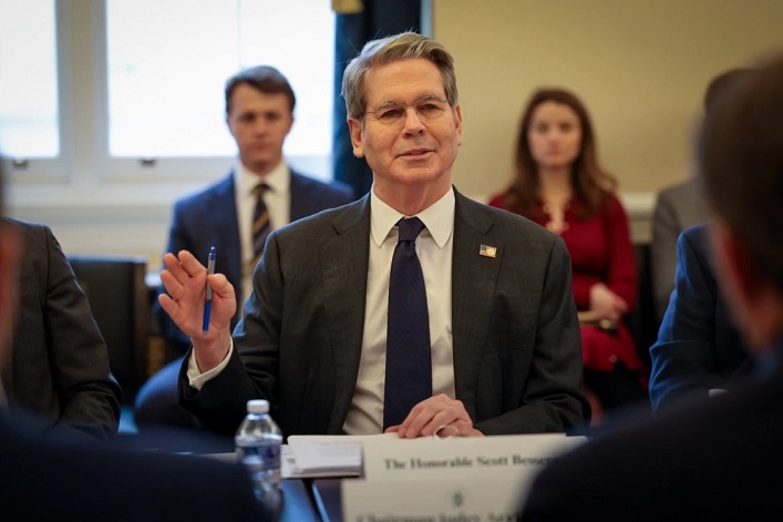 Washington has expressed concerns regarding the efficacy of EU sanctions on Russia.