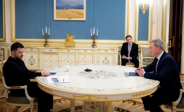 The Trump administration is advocating for a resolution to the war in response to to the increasing missile threat from Russia, a concern that extends beyond Ukraine.