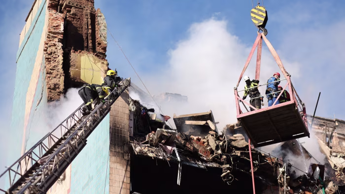 US and Russian officials draft new peace plan for Ukraine