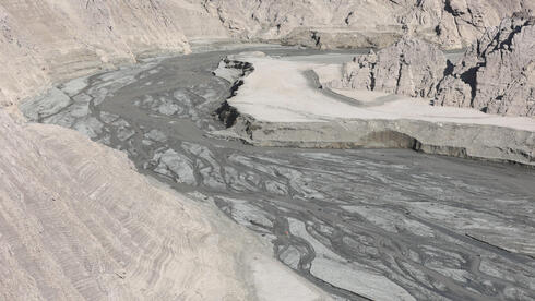 Tehran taps run dry as water crisis deepens across Iran