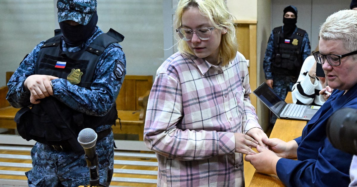Russian teen street musician jailed for third time after singing anti-war songs