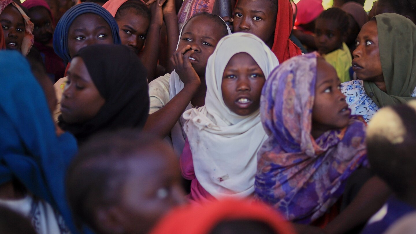 Sudanese flee to overcrowded camps as UN warns of atrocities