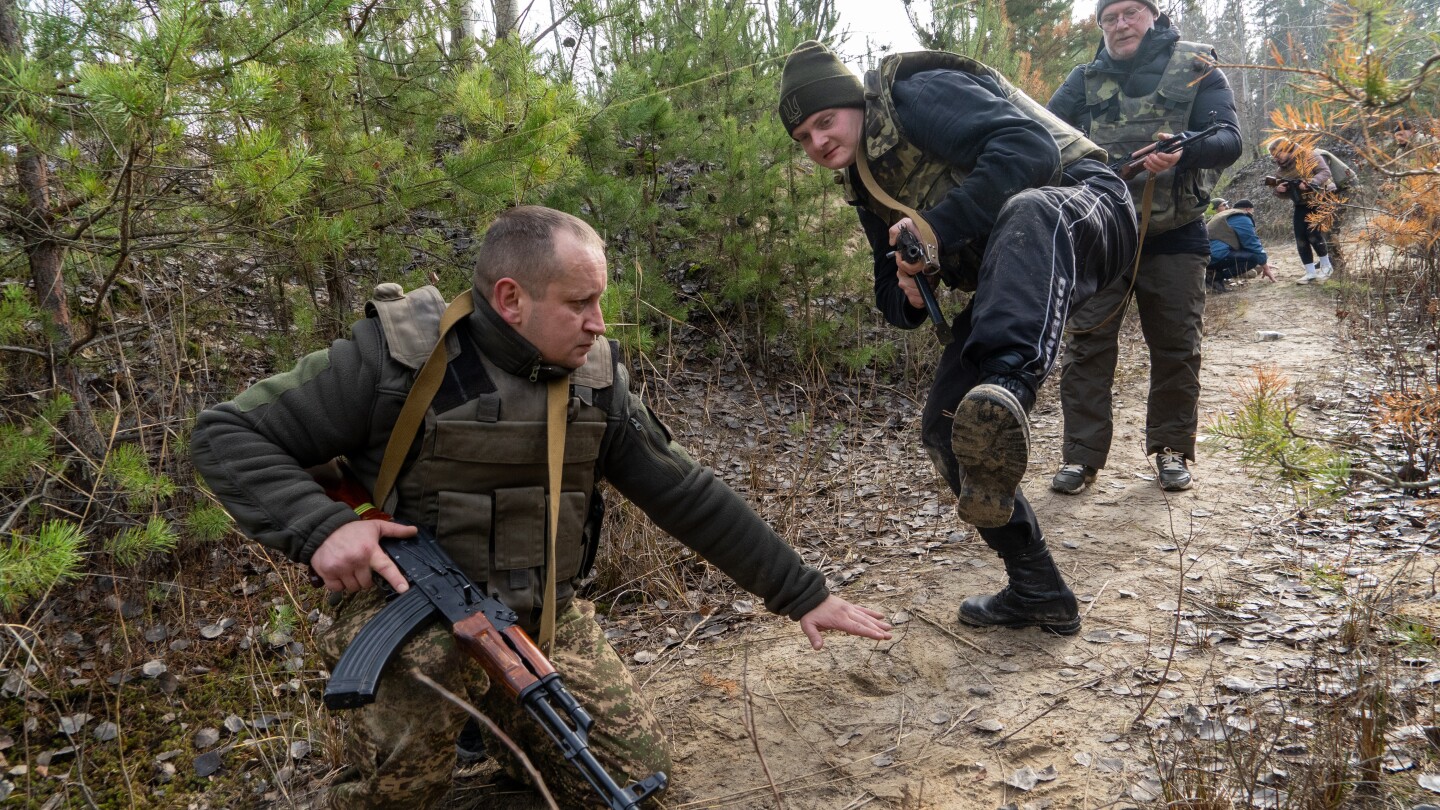 Ukraine aims to resume prisoner exchanges with Russia, says Zelenskyy