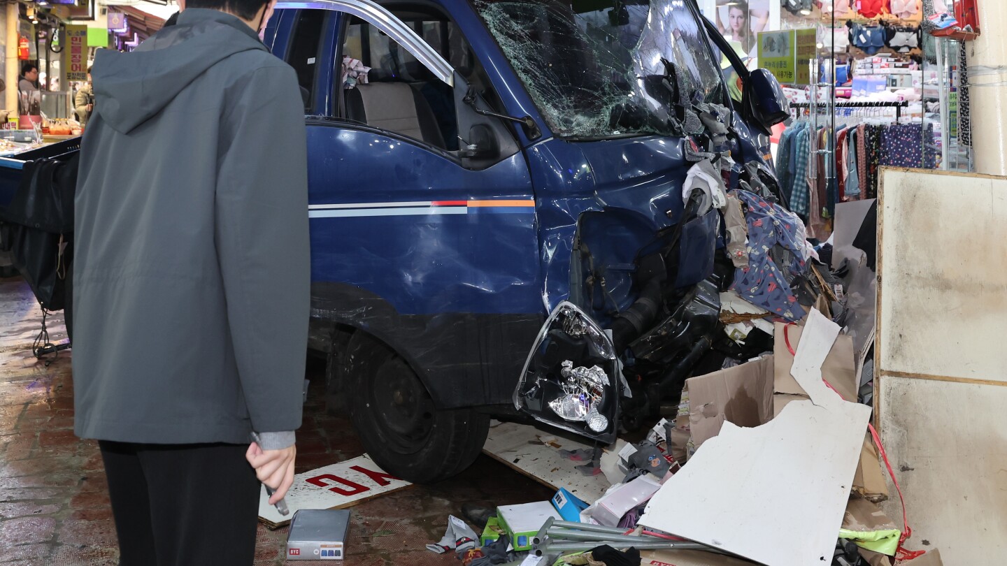 South Korea truck crash kills 2 and injures 18 people