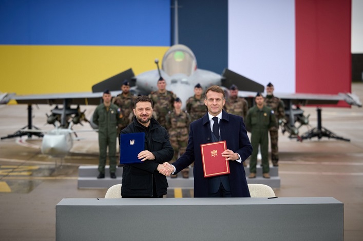 A historic security agreement with France: Ukraine is set to purchase up to 100 French Rafale fighters.