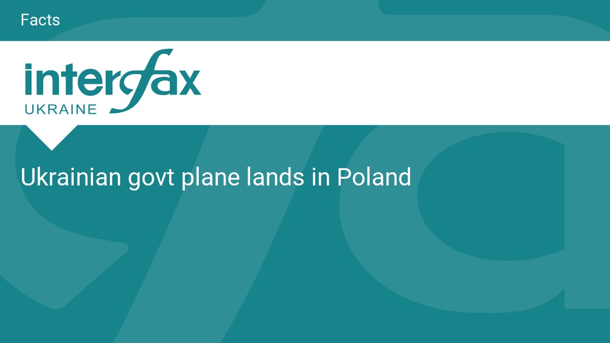 Ukrainian govt plane lands in Poland