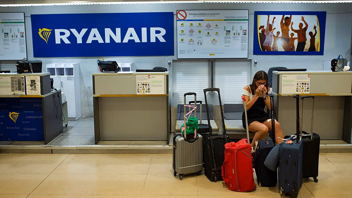 Ryanair slapped with €255m fine over abuse of market power in Italy