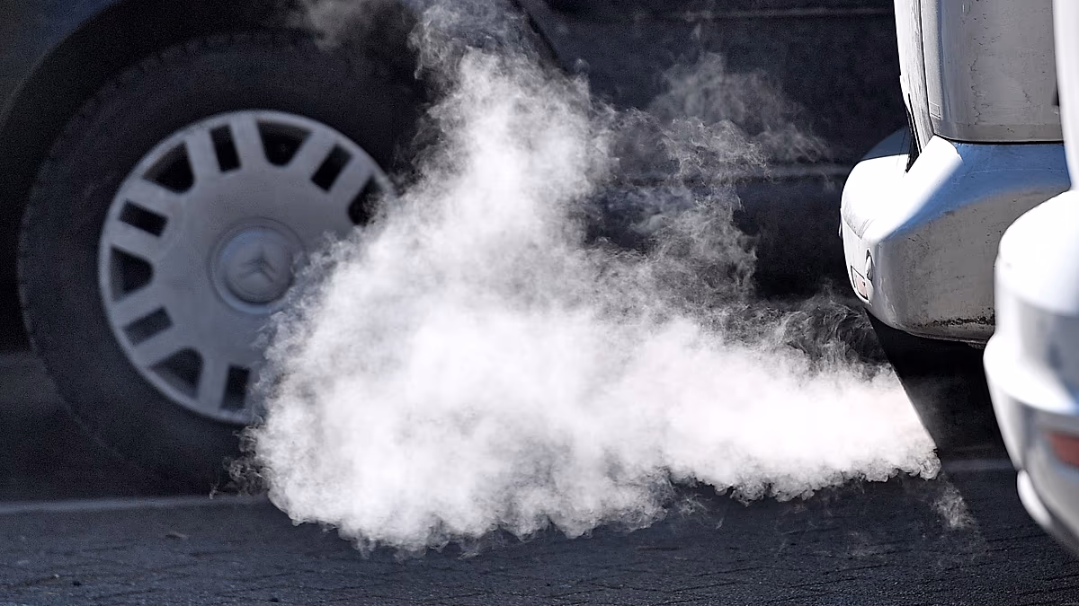 Seven EU countries pressure European Commission to rethink 2035 diesel and petrol car ban