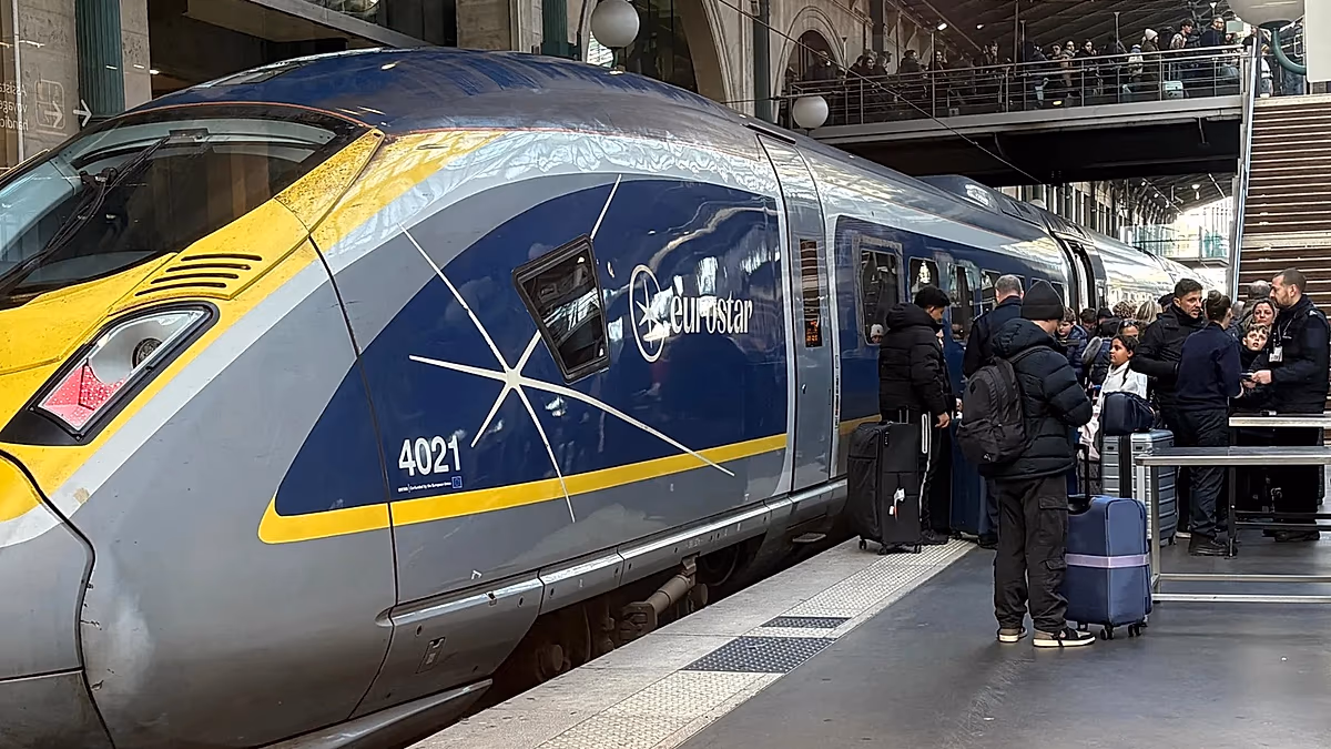 Eurostar warns passengers not to travel after ‘major disruption’ in Channel Tunnel