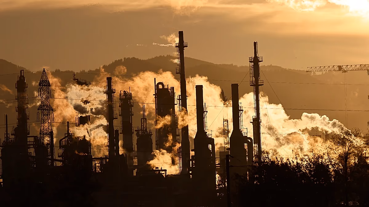 Environmental groups warn EU Commission’s simplification of green laws means more pollution