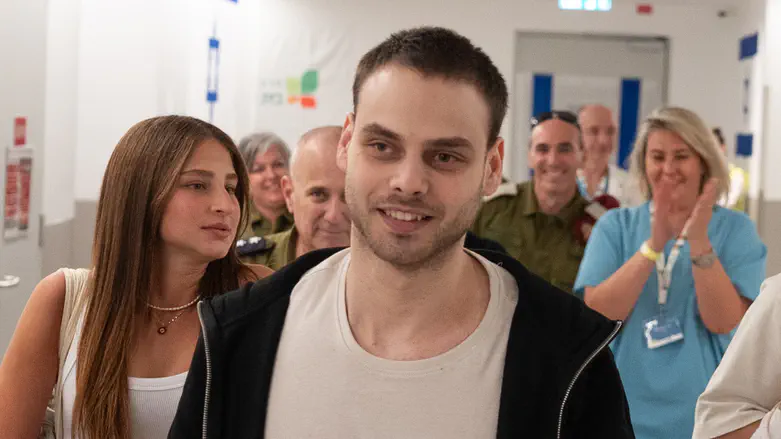 ‘Chained like an animal’: Alon Ohel reveals life inside Hamas captivity