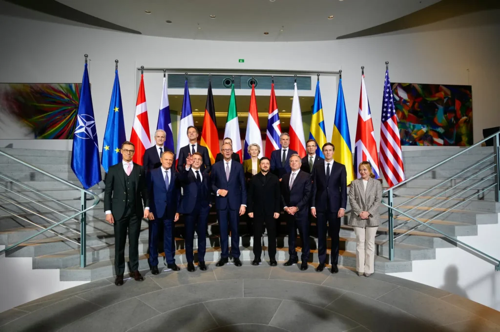 US and Europe draft security pact for Ukraine with 800,000-strong army and troop deployment