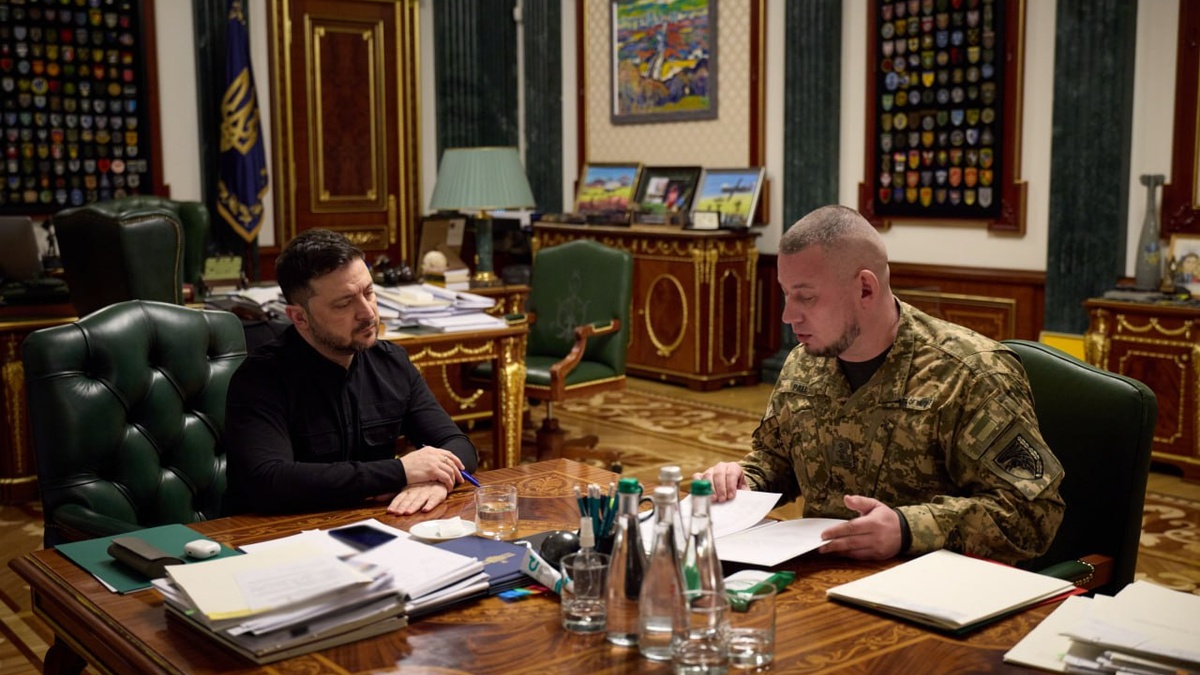 Zelenskyy announces further strengthening of combat units
