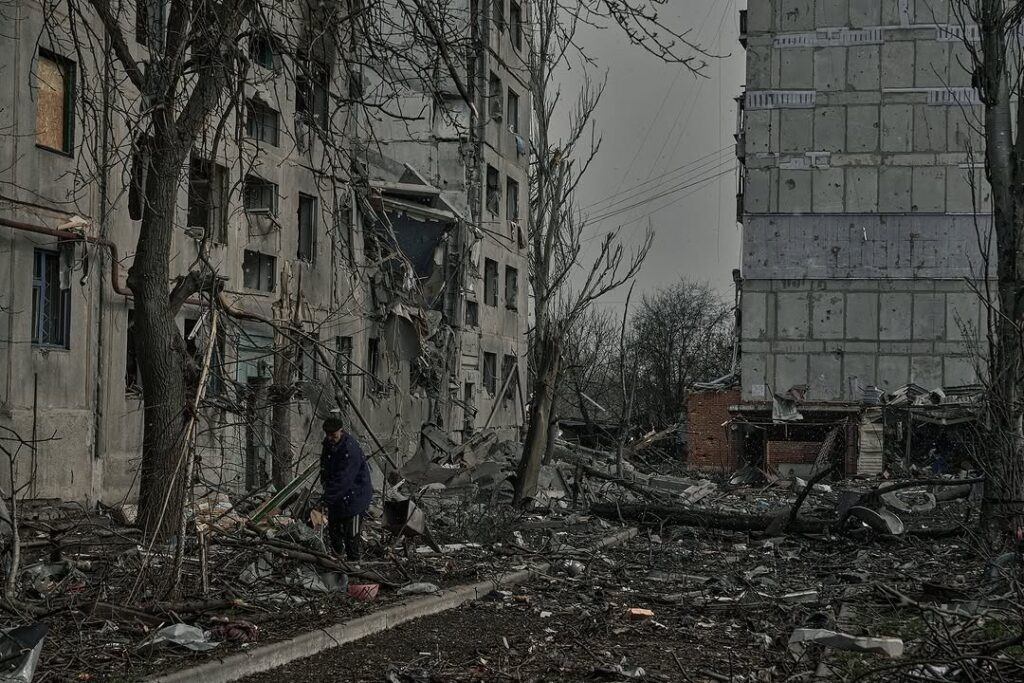 Russian troops faking illness to avoid meat-grinder Pokrovsk, partisans claim