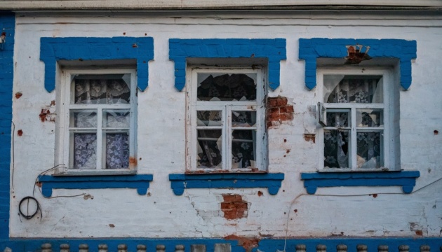 Russians shell 39 settlements of Sumy region over past day, woman injured