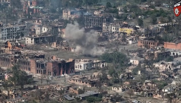 Russians advance in Volchansk and try to gain foothold amid ruins of city — Tregubov