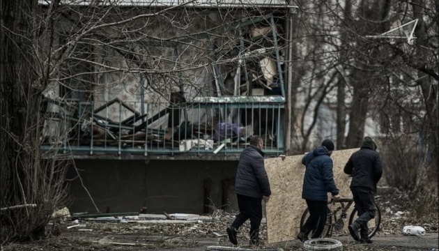 Over 14,000 civilians remain in areas of active hostilities in Donetsk region