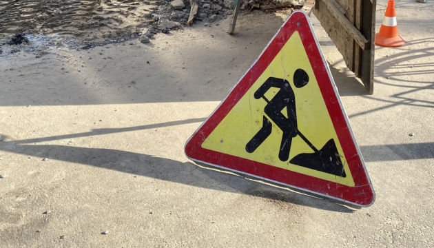 Nearly 400,000 square meters of road sections repaired in Dnipropetrovsk region this year