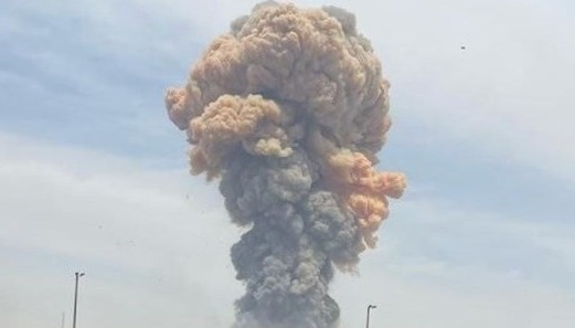 Two warehouses burn down in Dnipro due to Russian shelling