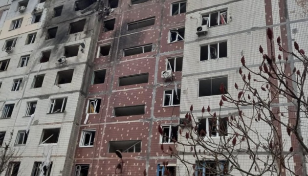 One person killed, number of injured climbs to five