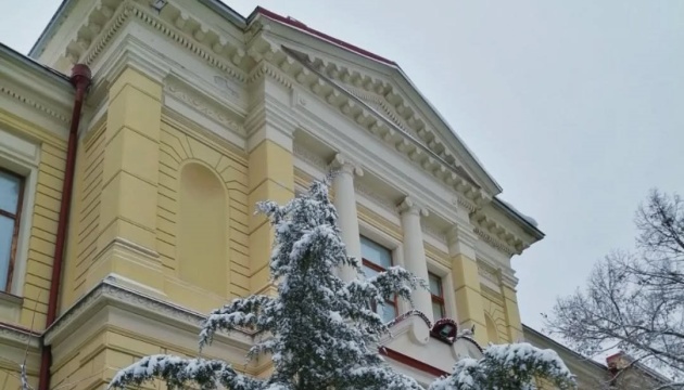 Russians steal about 23,000 exhibits from Kherson Regional Museum of Local History