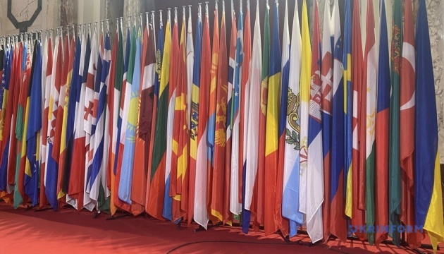 Russia preparing for long war, not for peace