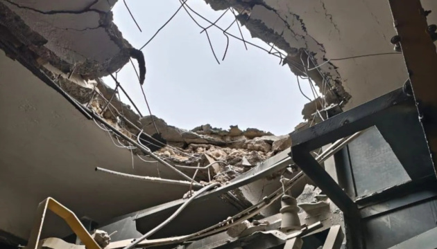 Russians fire about 100 shells