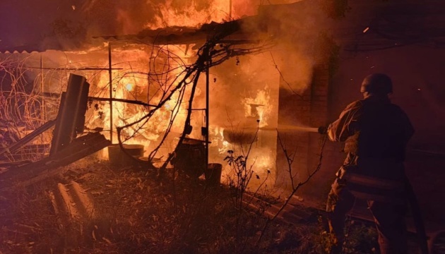 Russia pounds Dnipropetrovsk region, damaging homes and civilian facilities