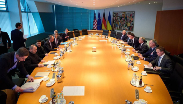 Zelensky’s meeting with Witkoff and Kushner over in Berlin