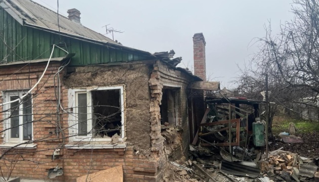 Russian forces attack Nikopol district, damaging infrastructure, gas station, homes