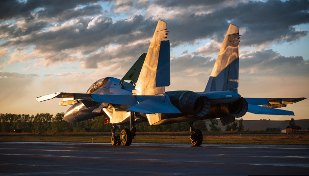 Russian Su-30 and Su-27 fighter jets destroyed at Lypetsk airfield