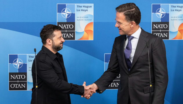 Zelensky speaks with Rutte ahead of meetings in Florida