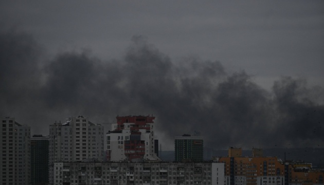 Due to Russian attack, almost one-third of Kyiv is without heat, and part of left bank is without electricity