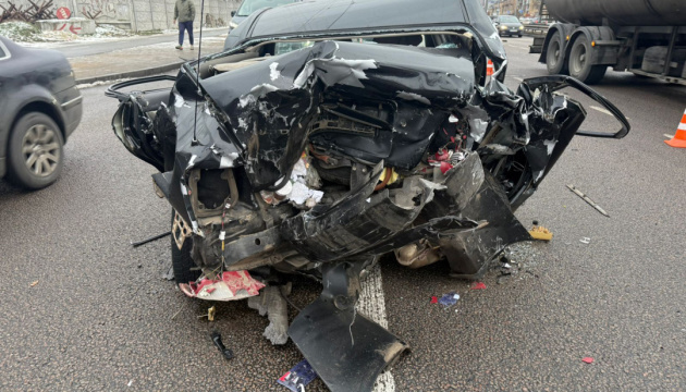 In Kyiv, woman killed in traffic accident involving serviceman, two children injured