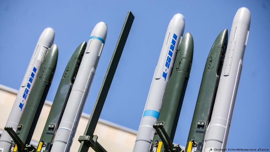 War in Ukraine boosts arms manufacturers’ profits – DW – 12/01/2025