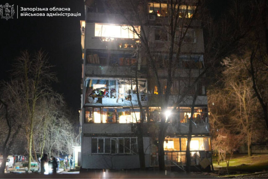 Russia hits Zaporizhzhia with three bombs, wounds three civilians