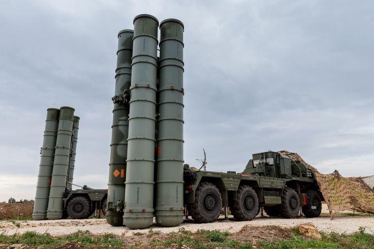 Moscow is flying in commission to replace Sevastopol commanders who lost S-400 in Ukrainian strikes, instead of ending war