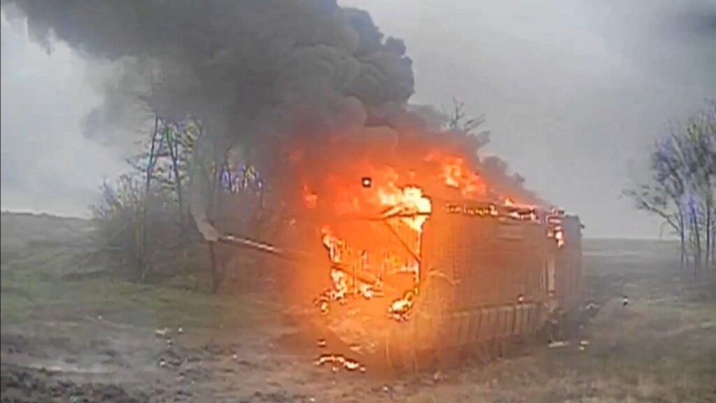 Russian tanks tried to surround Myrnohrad. Ukrainian drones caught them in the act.