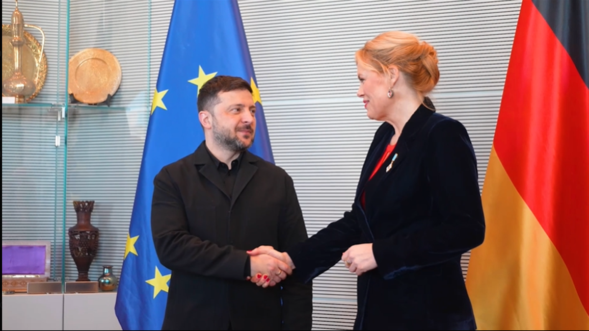 Zelenskyy and Bundestag President discuss mechanisms for using frozen Russian assets