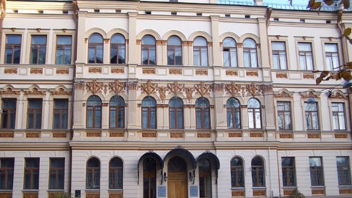 243 artists, 119 media workers die due to war