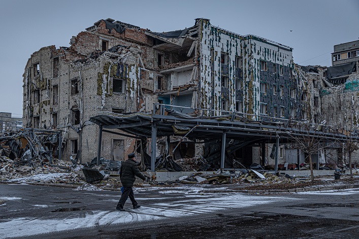 Ukrainian defenders regain nearly half of Pokrovsk.